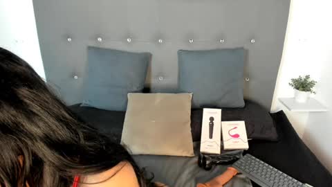 AMATISTA online show from December 2024 09:24:02 PM