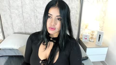 AMATISTA online show from December 2024 07:40:02 PM