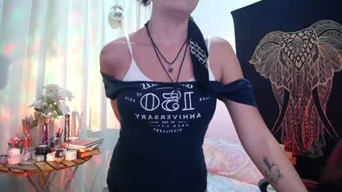 Amatista  Next stream 9 DEC 1 PM COLOMBIAN TIME  miss u and love u online show from January 2025 11:28:01 PM