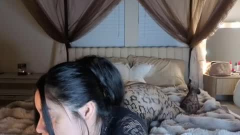 amaya_floress online show from July 2026 04:10:02 AM