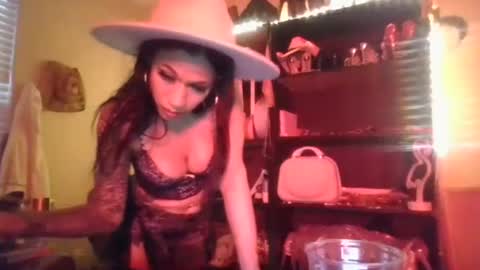 amayamillarodriguez online show from December 2024 03:15:01 PM