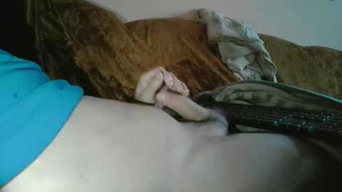 amazingcuteboy845 online show from October 2025 01:30:02 AM