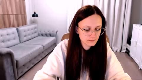 Izza online show from February 2025 02:10:02 PM