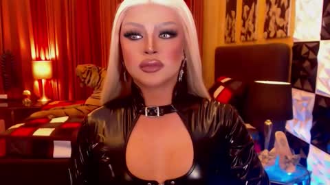 Snapshot of amazingfatcock_ts chatting on October 2025 06:41:02 PM MISS JAZMINE QUEEN OF HELLFIRE online show from October 2025 06:41:02 PM