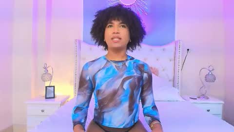 Ambar Colling online show from October 2025 02:14:02 PM