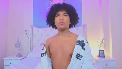 Ambar Colling online show from October 2025 04:13:01 AM