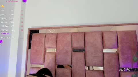   online show from September 2025 07:18:02 PM