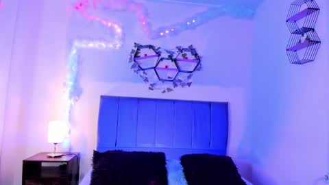 ambar_gh1 online show from April 2026 08:09:02 PM