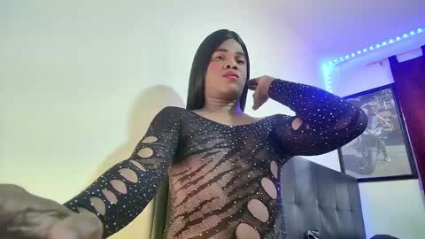 ambar gil  online show from February 2025 07:04:01 PM