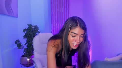 Ambar online show from February 2025 04:14:02 PM