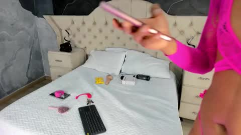 Ambar online show from September 2025 06:49:01 AM