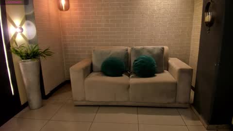 Ambar  online show from October 2025 10:47:02 AM