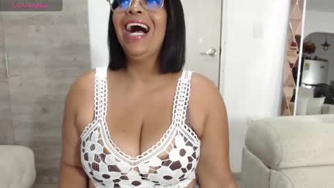  Amber Sofhia  online show from June 2026 09:09:01 PM