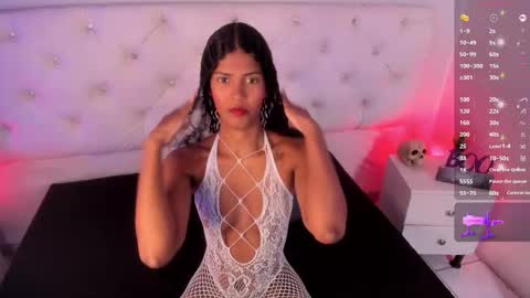  Amber  online show from October 2025 08:13:02 PM