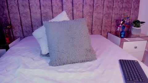  Amber  online show from March 2026 02:22:02 PM