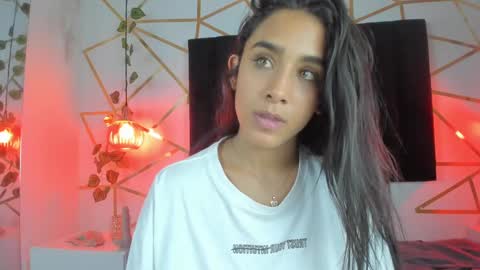 Amber online show from March 2025 11:16:02 PM