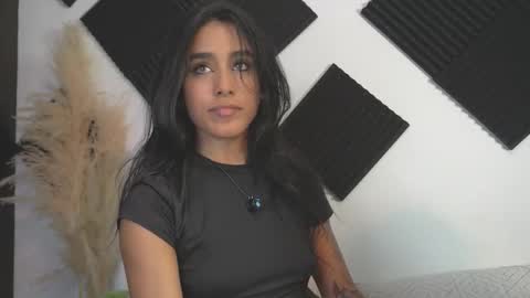 Amber online show from September 2025 12:34:01 AM