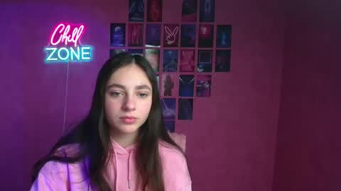 Amber online show from February 2026 06:47:01 AM