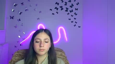 Amber online show from April 2026 07:07:02 PM