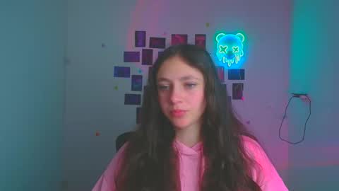 Snapshot of amber__r chatting on April 2026 05:41:02 AM Amber online show from April 2026 05:41:02 AM