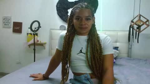 Amber online show from September 2025 02:29:02 PM