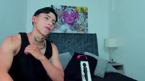 Amber  online show from January 2025 01:53:02 PM