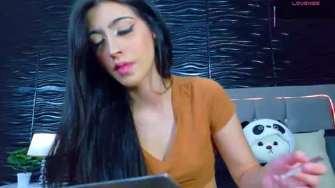 Snapshot of amber_bull chatting on September 2025 12:38:02 PM amber_bull online show from September 2025 12:38:02 PM