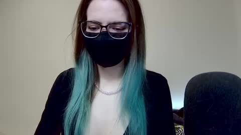 Amber non-nude model online show from March 2025 03:13:02 AM