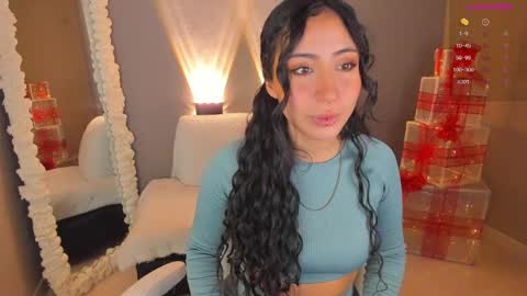 amber_curly online show from December 2024 04:29:02 PM