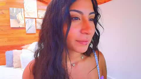 amber_curly online show from October 2025 09:10:02 PM