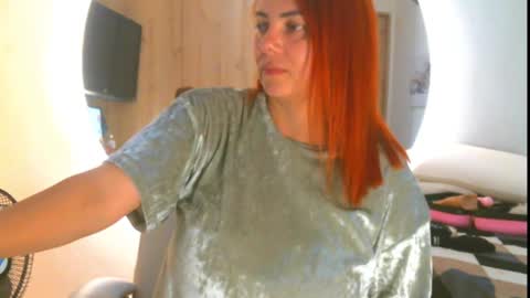 Snapshot of amber_disney chatting on December 2024 04:46:01 AM Amber Disney online show from December 2024 04:46:01 AM