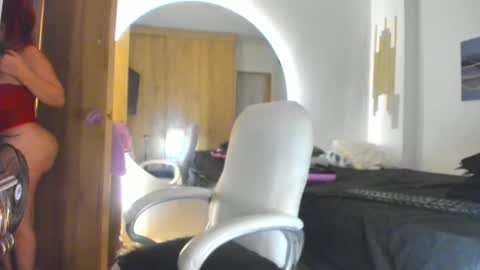 Snapshot of amber_disney chatting on January 2025 03:13:01 AM Amber Disney online show from January 2025 03:13:01 AM