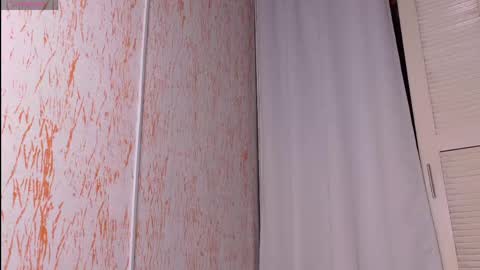 Snapshot of amber_gibsson2 chatting on May 2026 11:15:01 AM Amber online show from May 2026 11:15:01 AM