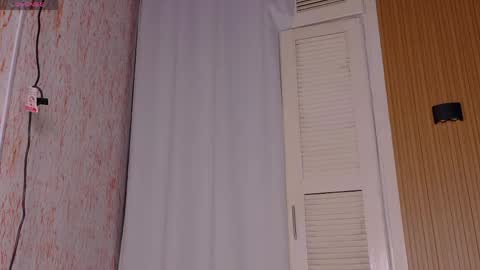 Snapshot of amber_gibsson2 chatting on May 2026 11:20:01 AM Amber online show from May 2026 11:20:01 AM