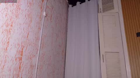 Snapshot of amber_gibsson2 chatting on May 2026 11:28:01 AM Amber online show from May 2026 11:28:01 AM