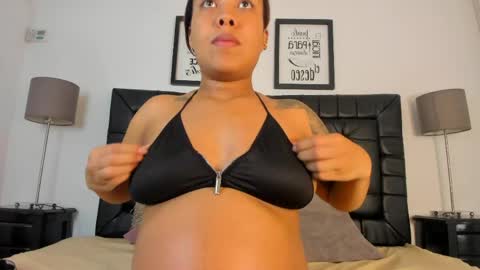 julieta  online show from April 2026 07:27:01 PM