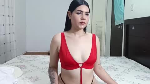 Snapshot of amber_soe chatting on October 2025 12:05:02 AM Amber online show from October 2025 12:05:02 AM