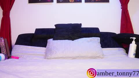     online show from November 2025 09:08:01 AM