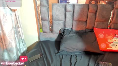 Amber  online show from December 2024 04:45:01 AM