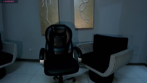  Amber   online show from February 2026 07:11:01 PM