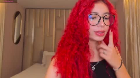 Amber Fox online show from December 2025 11:49:02 AM