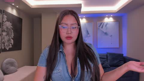 Amber  online show from January 2025 03:01:01 AM