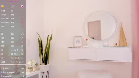 Amber online show from December 2024 11:51:01 PM