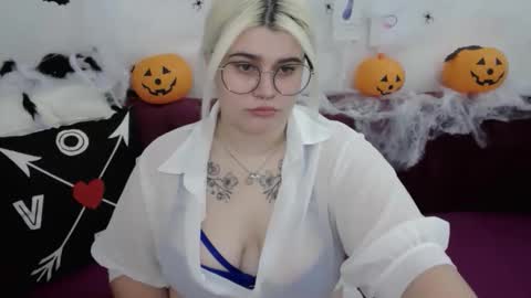 Amber online show from October 2025 03:14:01 AM