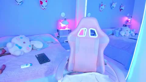 Amber online show from January 2025 09:19:01 PM