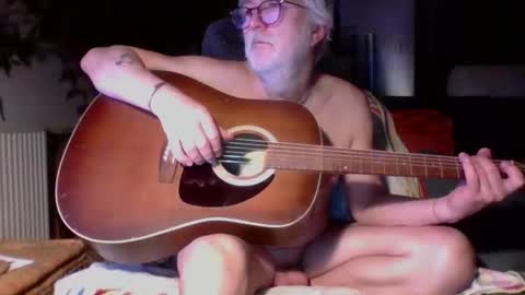 Amberr11 online show from November 2025 12:25:01 AM