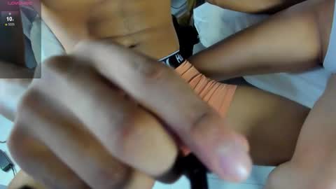 amberr_blue online show from October 2025 03:26:02 AM