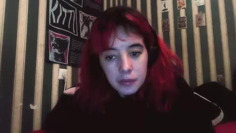 Snapshot of amberrrdolll chatting on May 2026 06:37:01 PM amberrrdolll online show from May 2026 06:37:01 PM
