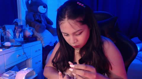 Amber  online show from December 2024 02:23:02 AM