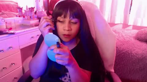 Amber  online show from March 2025 11:07:01 AM